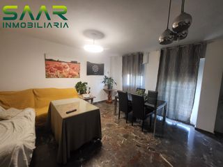 Etagenwohnung in Pulianas