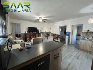 Casa a Pulianas. Finca rústica con afo, vivienda reformada, piscina y autosuficie