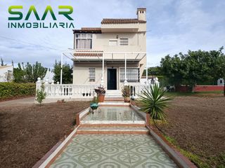 Haus in Castilblanco de los Arroyos. Chalet en urb. la colina, castilblanco de los arroyos sevilla
