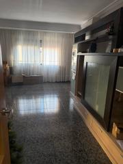 Etagenwohnung in Carrer sis 12. Bonito piso en bonavista en venta