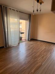 Flat in Carrer vint 38. Piso seminuevo en bonavista en venta