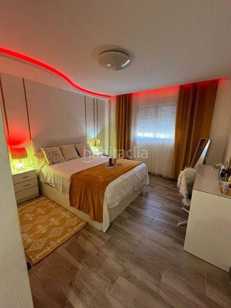 Foto 5669f27e-1705-4d12-ad23-d11ee108f762. Casa amb aparcament a Llevant Reus