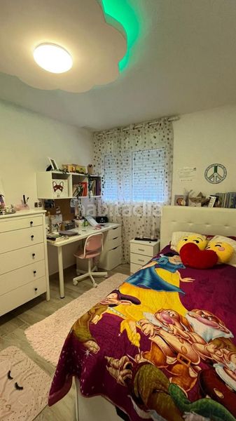Foto be05bb57-e153-4460-b006-116f39bf5bad. Casa amb aparcament a Llevant Reus