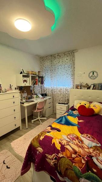 Foto be05bb57-e153-4460-b006-116f39bf5bad. Casa amb aparcament a Llevant Reus