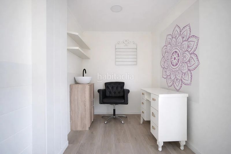 Foto becbf2ac-2d74-4af7-8922-573c324f1424. Local comercial a carrer deu 9 a Bonavista Tarragona
