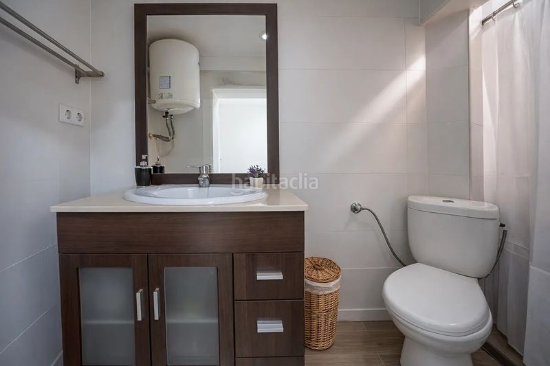 Foto ea2dadc4-64a8-4ed1-a2fb-ce1ed7d65efd. Local comercial a carrer deu 9 a Bonavista Tarragona