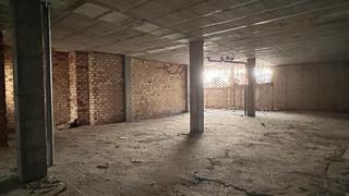 Local commercial à Arcos de la Frontera. Venta de local ubicado en zona barrio bajo