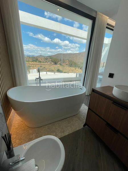 Foto 184f0e7f-437c-4b83-b4fa-4c6215066af1. Chalet promoción de viviendas de lujo en Calahonda Mijas