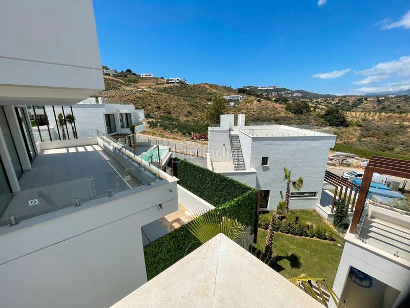 Foto b35c83f0-4a0d-40c9-bb90-71f2db5e50c6. Chalet promoción de viviendas de lujo en Calahonda Mijas