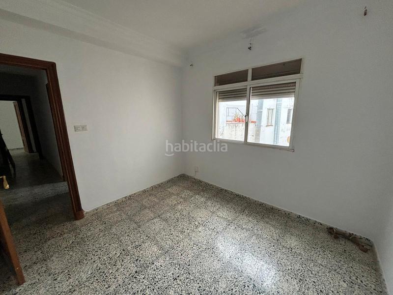 Foto 2f18c1c7-bb6b-4617-bf3b-69773a5f3f08. Pis amb aparcament a Arcos de la Frontera