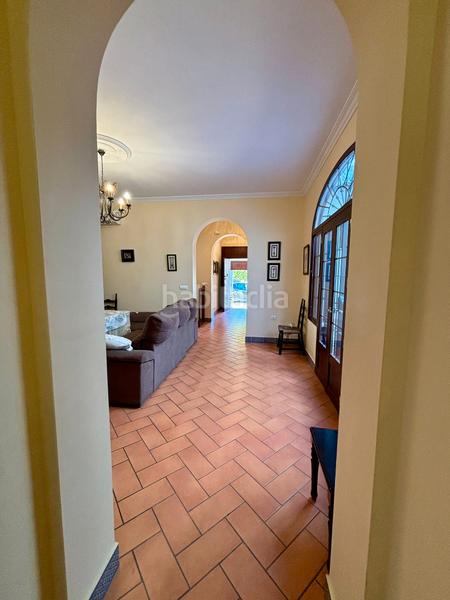 Foto e06a7e3b-2b6f-4d42-a814-f50d38489b75. Haus mit kamin parking in Montellano