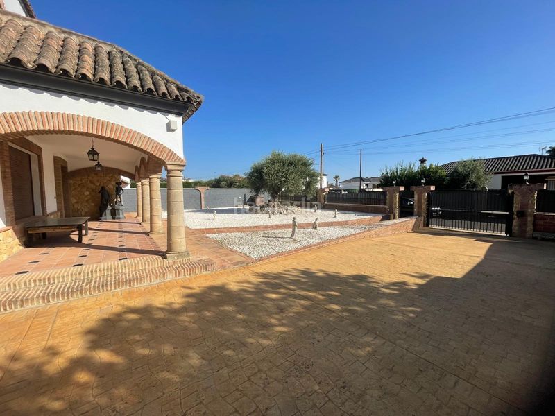 Foto b757221d-9358-4ac2-87e8-aaaf8d8f3d41. Xalet amb xemeneia aparcament piscina a Arcos de la Frontera