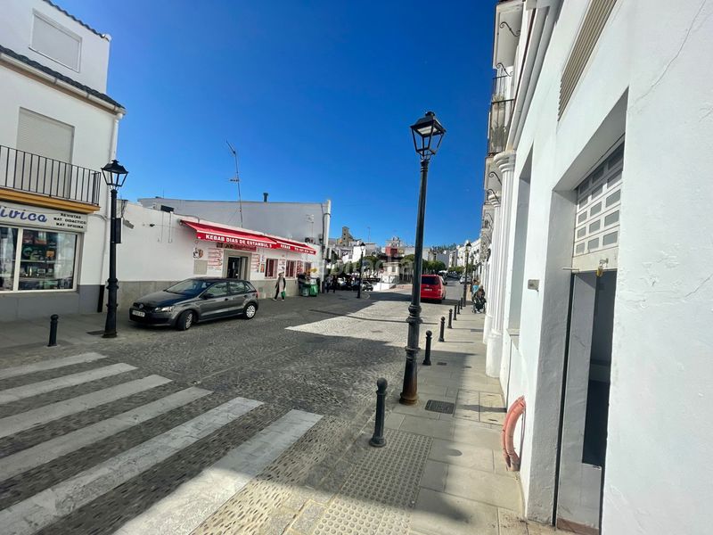Foto 650661fb-87c1-422c-b409-7b71bc581f25. Local comercial a Arcos de la Frontera