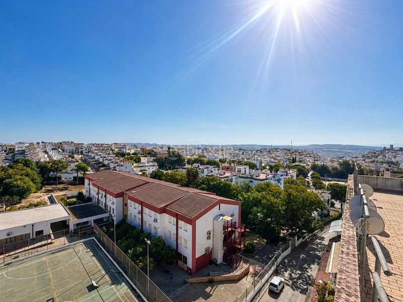 Foto 980a8d90-146d-4656-8b99-24a0d1c1f1bf. Pis a Arcos de la Frontera