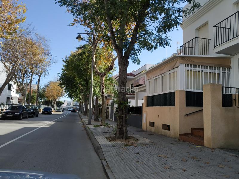 Foto 64763c12-9dbc-4984-9d91-b6a1c97ca1ed. Apartamento piso con gran terraza en Centro Chipiona
