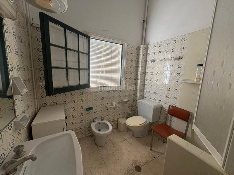 Foto 2e3ceaf8-ea66-4a79-9a21-c02cc206b55f. Chalet emblemático chalet con piscina privada en Playa de la Regla Chipiona