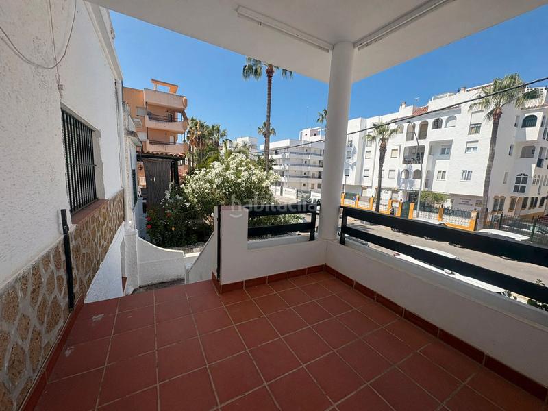 Foto 546a0e5d-e3c4-42e0-80d8-424e5b696054. Chalet emblemático chalet con piscina privada en Playa de la Regla Chipiona