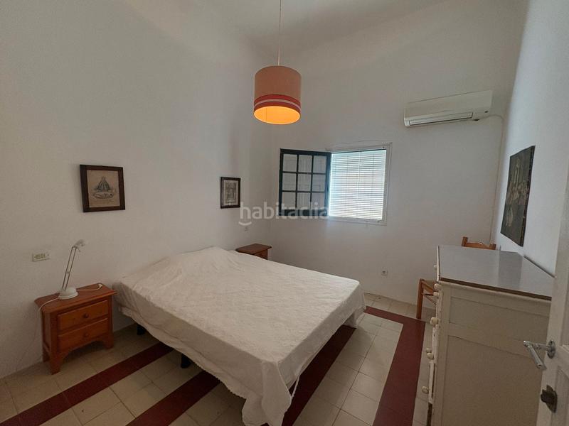 Foto e7a4bbbe-c169-4b70-a4a3-41c30313126a. Chalet emblemático chalet con piscina privada en Playa de la Regla Chipiona