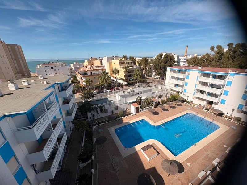 Foto 986e6c40-fa04-4556-9152-e1991fcd5a98. Affitto appartamento con parcheggio piscina in Playa de la Regla Chipiona