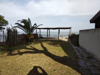Chalet à Carretera de la jara 24. Chalet a pie de playa