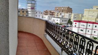 Lloguer Apartament a Avenida de la cruz roja 42. 2ª línea playa de regla