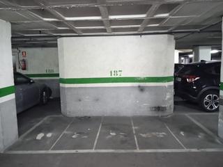 Autoparkplatz  Carrer d'aragó