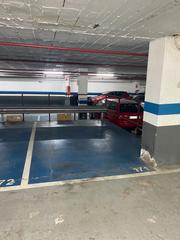Aparcament cotxe a Carrer del marquès de sentmenat n43. Amplia plaza de 15 m2.