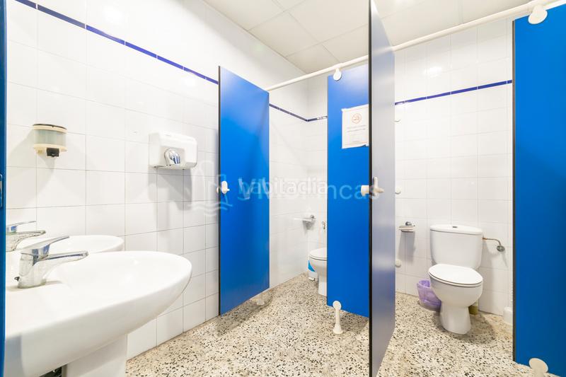 Foto 7d6f1a3f-2e06-4363-bbe7-bc4d3f27f0b2. Lloguer local comercial a Dreta de l´Eixample Barcelona