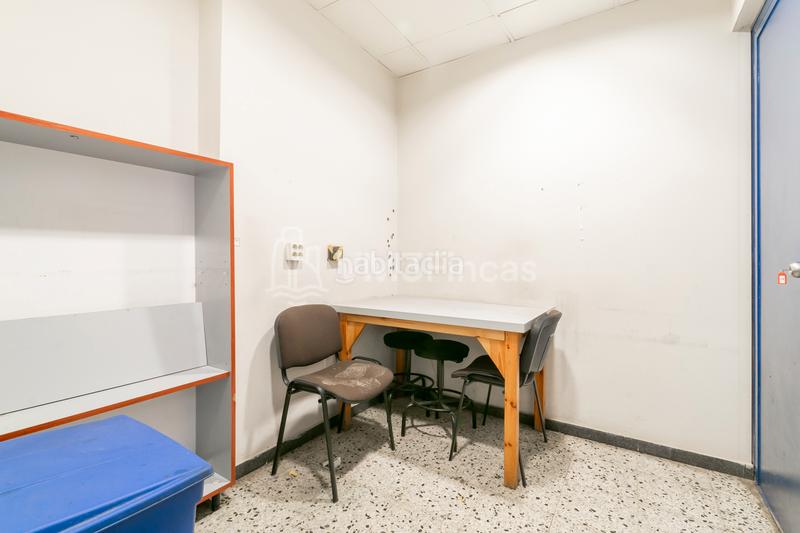 Foto 9dcbb2d6-8647-445f-9b46-485886485d9e. Lloguer local comercial a Dreta de l´Eixample Barcelona