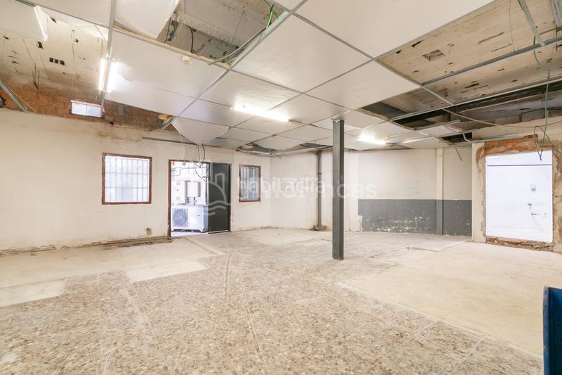 Foto b0b55b1f-83ca-45e2-970e-fc3ebb554e6c. Lloguer local comercial a Dreta de l´Eixample Barcelona