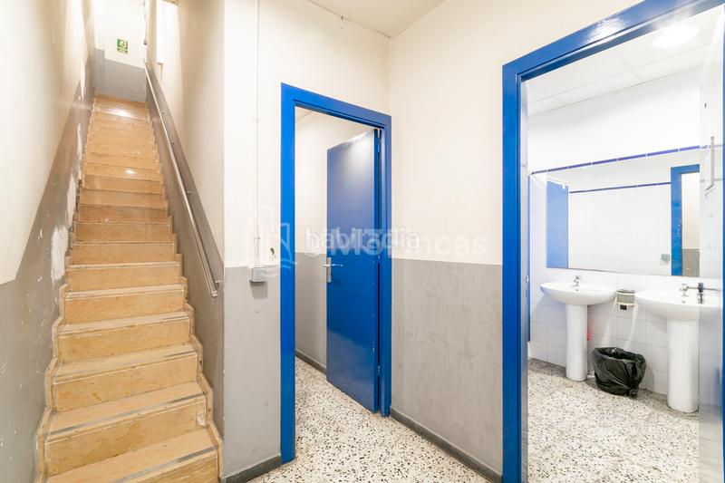 Foto e83e58ac-f0b1-440d-8fe9-5f4dcea7c6e3. Lloguer local comercial a Dreta de l´Eixample Barcelona