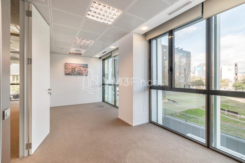 Foto c0c466bd-06e6-4254-a4de-dad2a9b6de17. Miete büro mit heizung parking in Santa Eulàlia Hospitalet de Llobregat (L´)