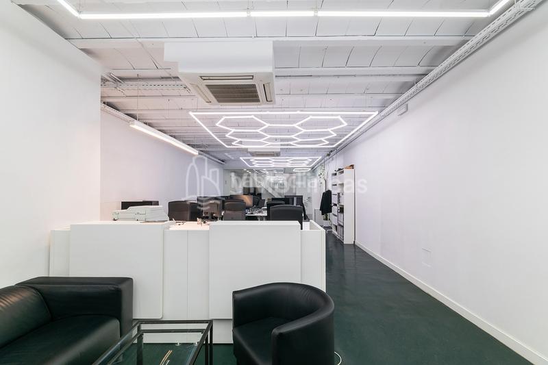 Foto 9e35eeb9-d312-474e-92a8-21690d48d857. Rent office space with heating in Barceloneta Barcelona
