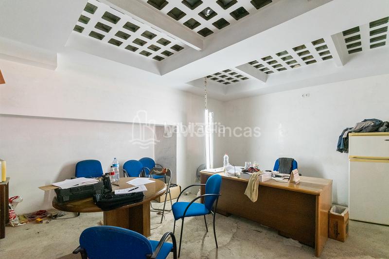 Foto 8d61de00-5bca-4084-b9b1-fc8fd633a5fd. Alquiler local comercial en L´Antiga Esquerra de l´Eixample Barcelona