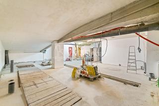 Geschäftsraum  Carrer de la diputació