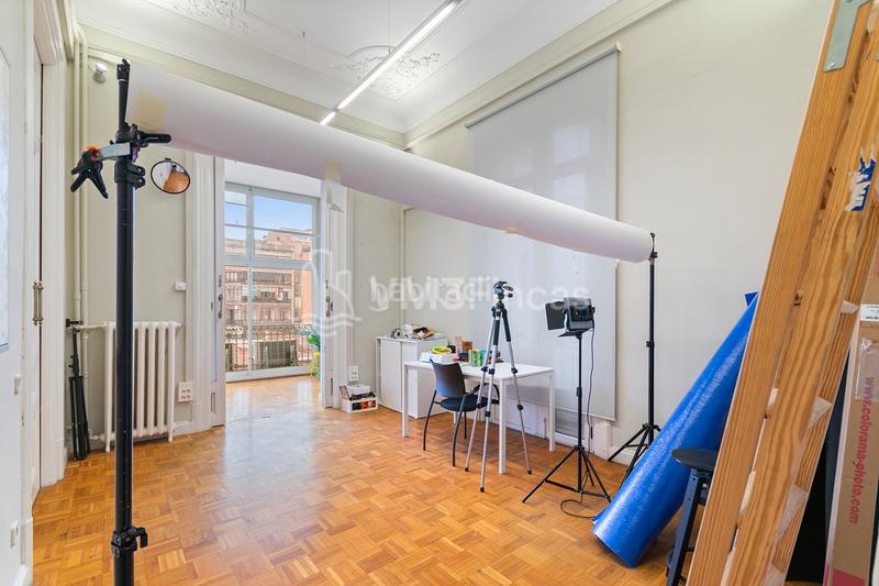 Foto 1051a4a4-f379-4677-8399-fc33822b374c. Rent office space with heating in Dreta de l´Eixample Barcelona