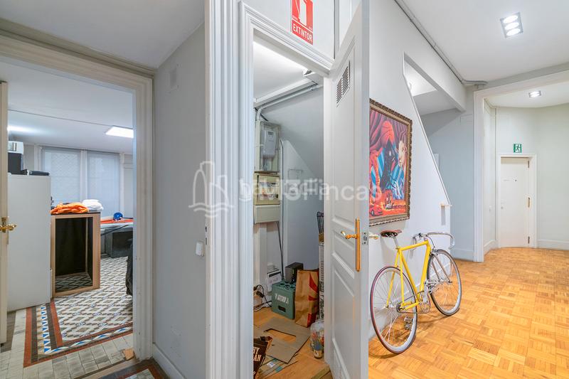 Foto 418702e2-0b72-4acb-9f85-b4638efe51b2. Rent office space with heating in Dreta de l´Eixample Barcelona