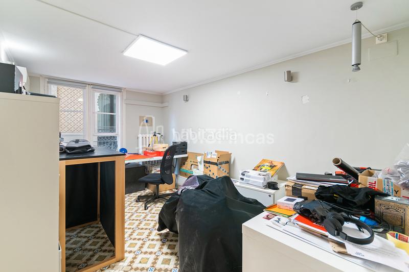 Foto 6e2f2fb7-ef10-49e7-a2e2-3c6870ce9599. Rent office space with heating in Dreta de l´Eixample Barcelona