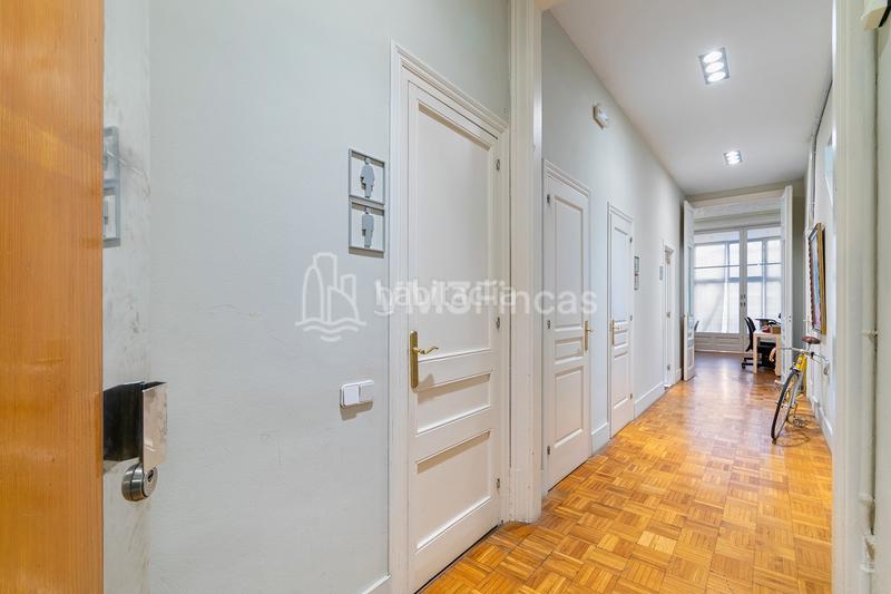 Foto a6f87c7c-59fd-435d-b439-f3f301e41065. Rent office space with heating in Dreta de l´Eixample Barcelona