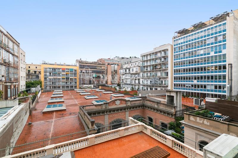 Foto 228ba58c-73c6-4436-9104-1c4e34c3d33a. Alquiler oficina en Dreta de l´Eixample Barcelona