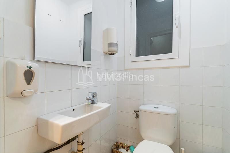 Foto 439038a7-0805-4b79-8c9d-34ad399f0ddc. Alquiler oficina en Dreta de l´Eixample Barcelona