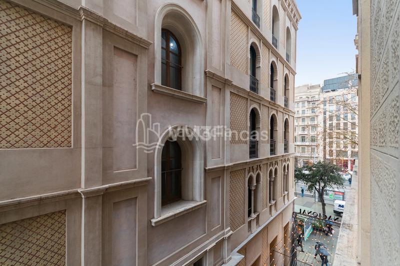 Foto 9e2bd2b9-c4bb-4c55-8fcb-749c8dcc345b. Alquiler oficina en Dreta de l´Eixample Barcelona