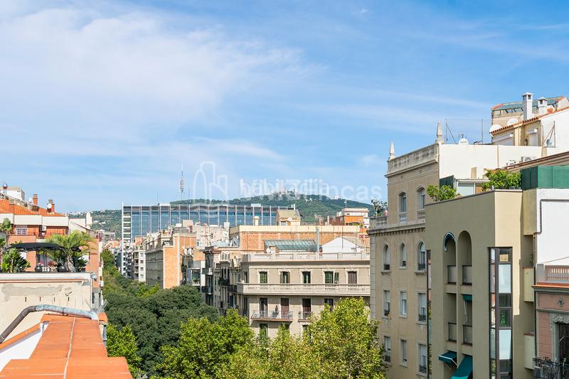 Foto 1dbf0fb8-3148-48c6-9b1b-367403954ac3. Lloguer àtic amb calefacció a La Nova Esquerra de l´Eixample Barcelona