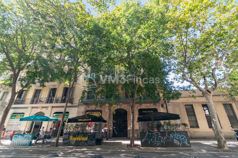Foto 3e4f6d5c-9cac-4c38-937a-98df5c830003. Lloguer àtic amb calefacció a La Nova Esquerra de l´Eixample Barcelona