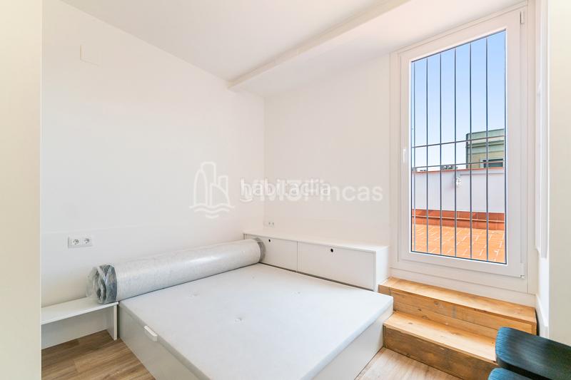 Foto 4e606f4f-7aa3-4664-9415-f7b35f99d014. Lloguer àtic amb calefacció a La Nova Esquerra de l´Eixample Barcelona