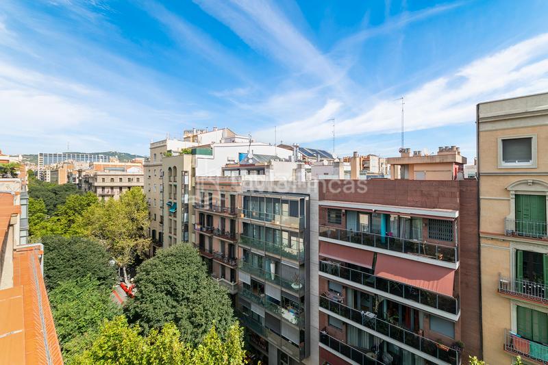 Foto e450ea52-ff5b-4461-a92a-b52d82618206. Affitto attico con riscaldamento in La Nova Esquerra de l´Eixample Barcelona