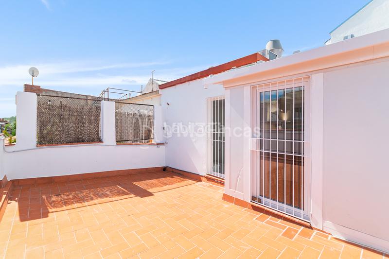 Foto ec3a9689-8b90-47fe-ae20-040b3190d6d6. Location attique avec chauffage dans La Nova Esquerra de l´Eixample Barcelona