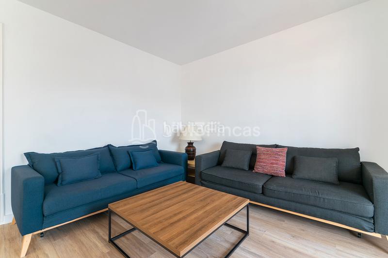 Foto e5fc2423-2b82-420a-9d59-6aa99c663b88. Miete dachwohnung mit heizung in La Nova Esquerra de l´Eixample Barcelona