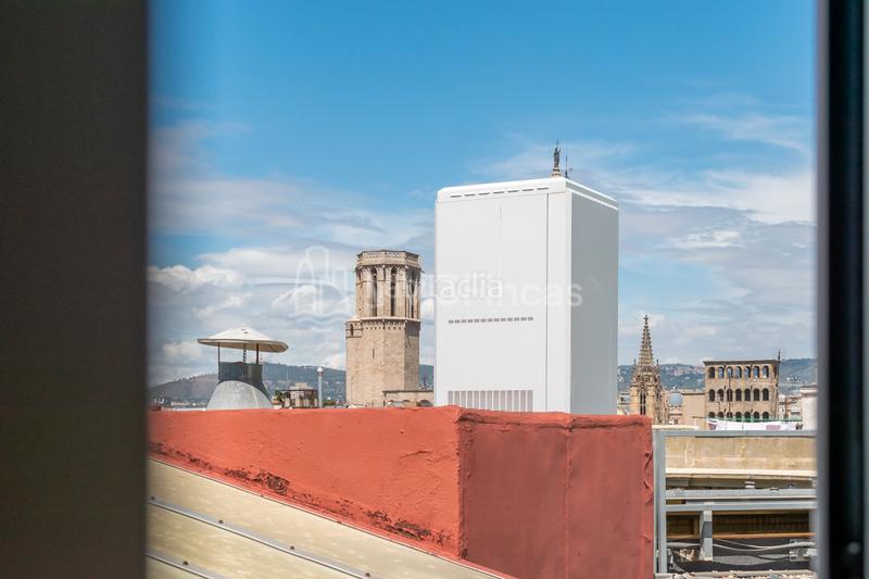Foto 698f8463-de61-4e40-9a03-a17cd65a3e66. Location bureau avec chauffage dans Gòtic Barcelona
