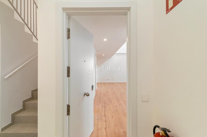 Foto 97961ba0-885d-40f9-bdec-6196202c89ef. Locale commerciale in El Poble Sec - Parc de Montjuïc Barcelona